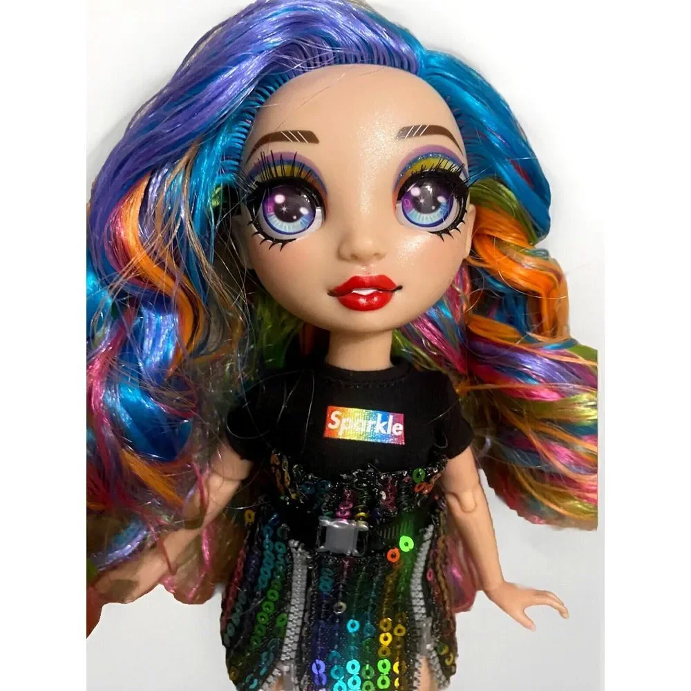MGA Rainbow High Amaya Raine Series 2 Sparkle Rainbow Blue‎ Hair Dressed